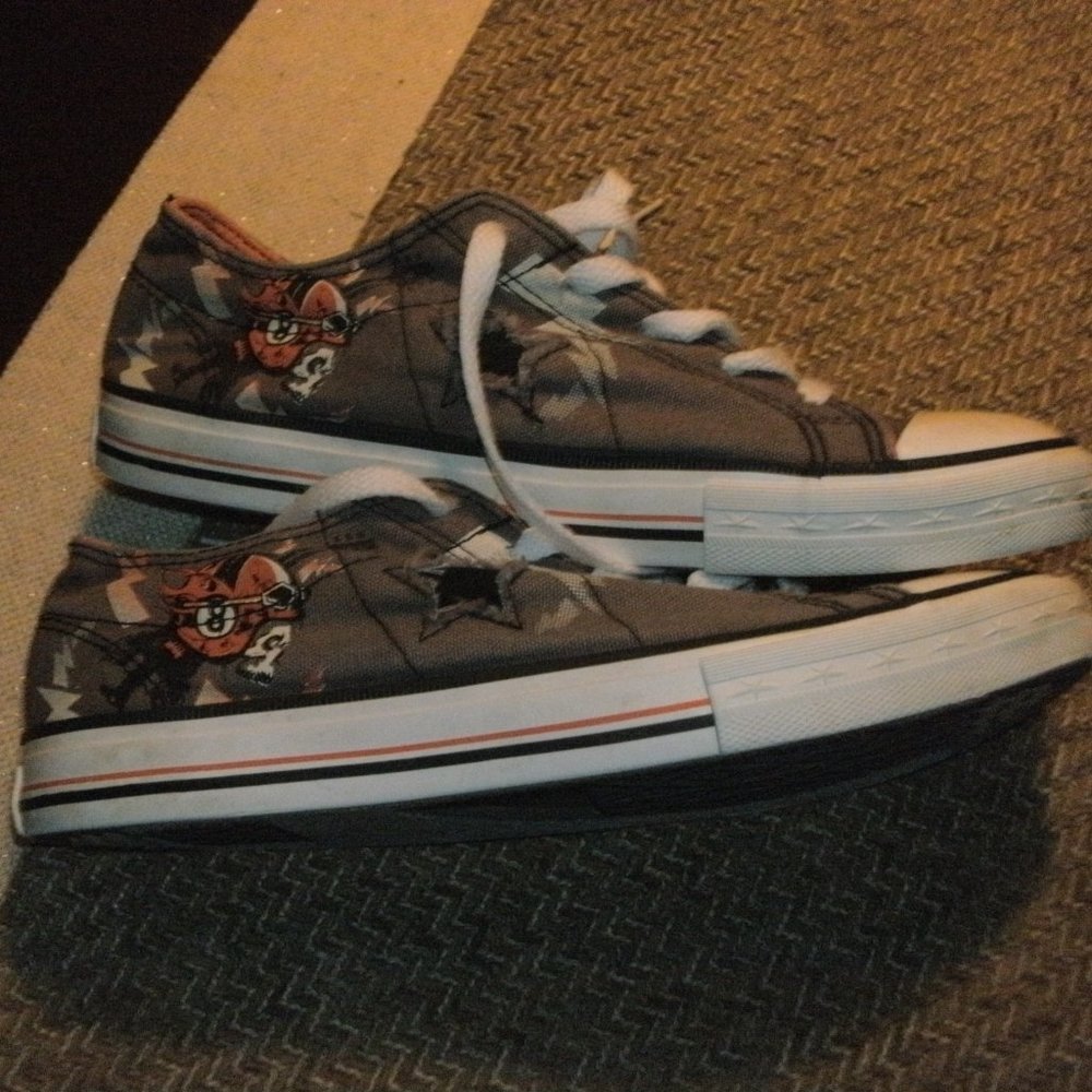 Converse One Star Low Top Sneakers Grey Orange Black Skull with #8 Helmet sz 6